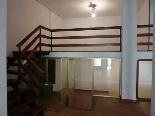 Business premises for sale in Casco Antiguo, imagen 2