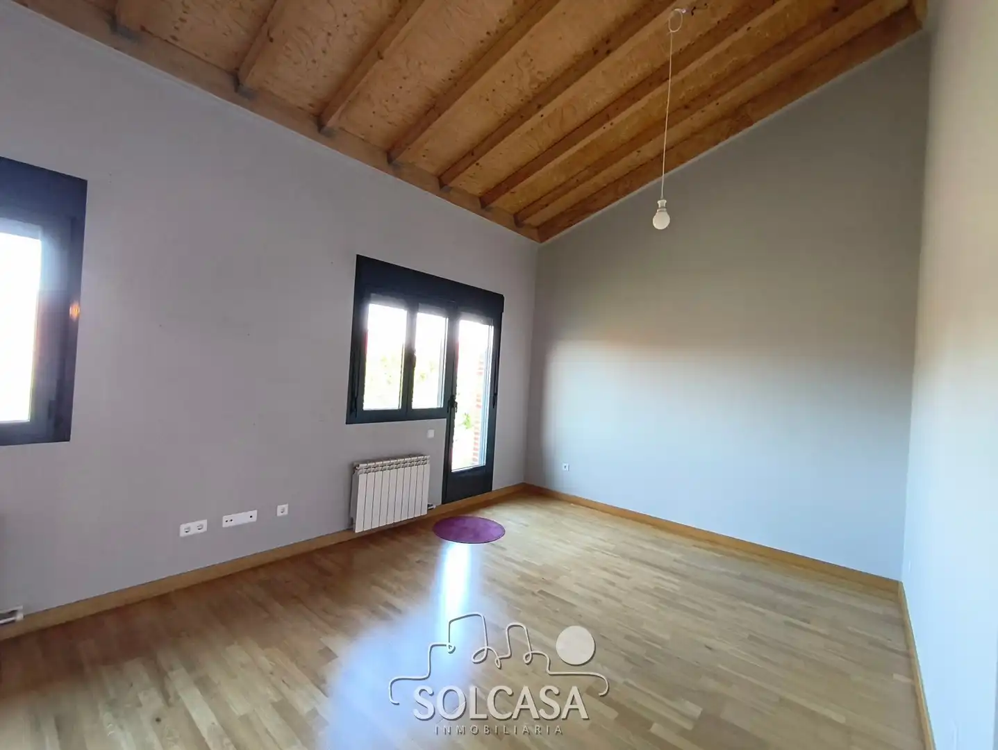 Habitación de Casa o chalet en venta en Renedo de Esgueva con Calefacción, Jardín privado y Parquet