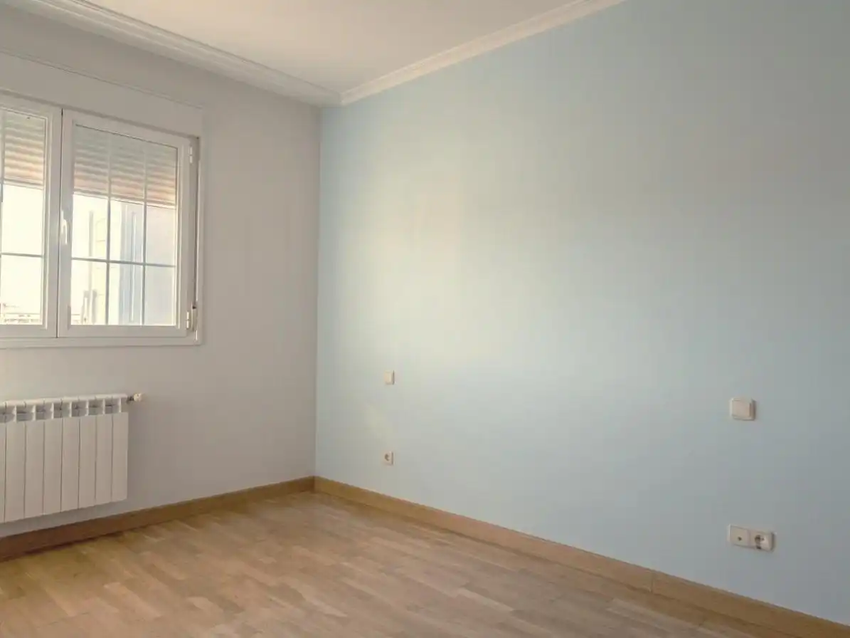 Habitación de Ático en venta en Collado Villalba con Calefacción, Jardín privado y Terraza