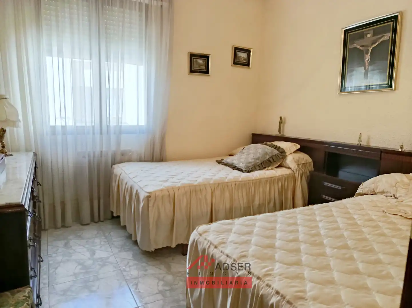 Habitación de Piso en venta en Los Olivos