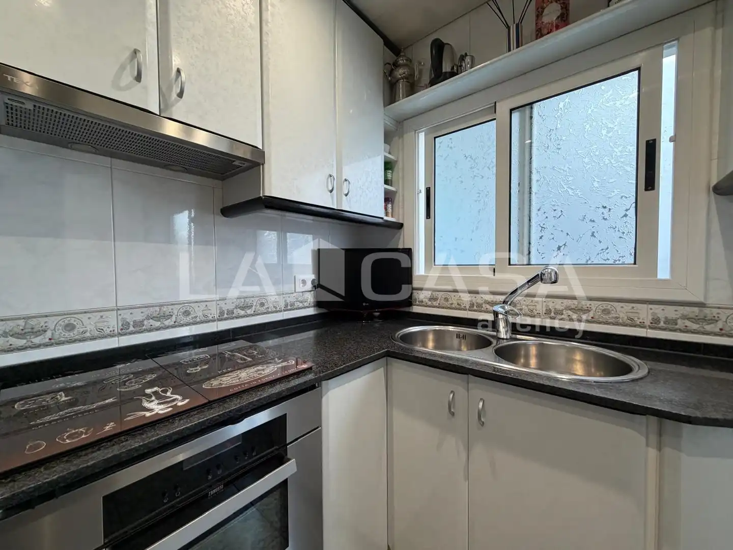 Kitchen of Flat for sale in Singuerlín