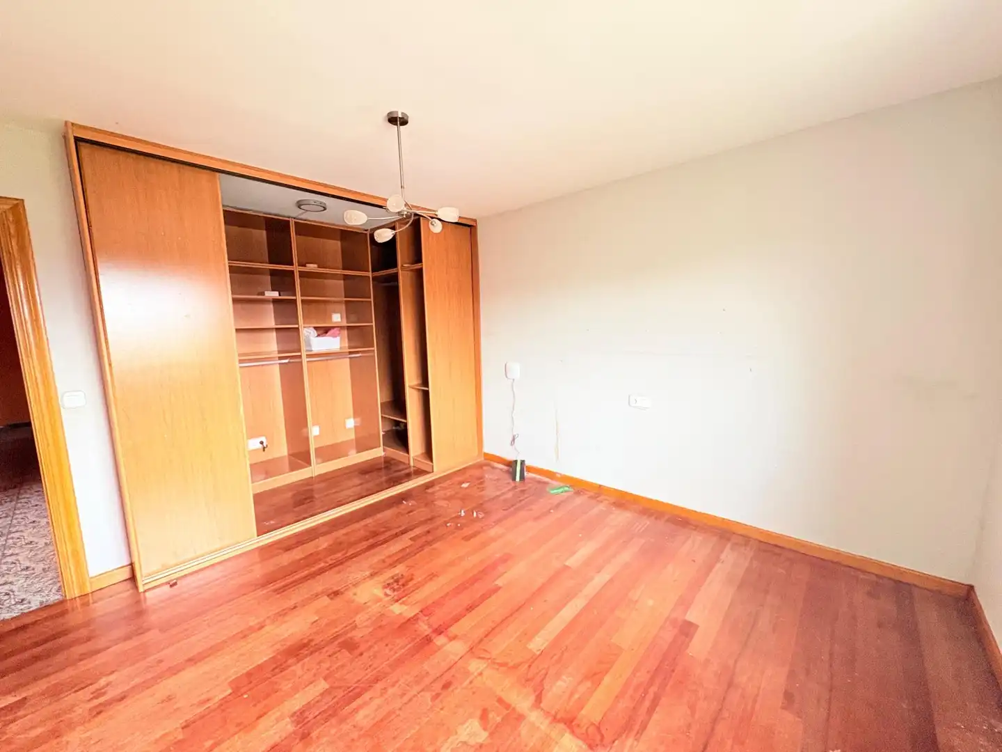Habitación de Casa o chalet en venta en Carracedelo con Calefacción