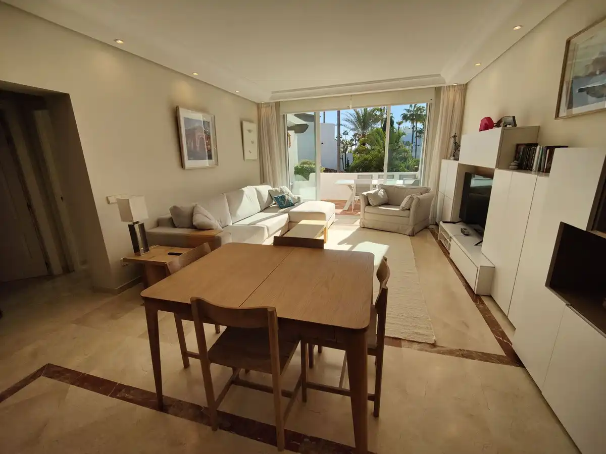 Flat with pool for sale in Avenida Playas del Duque 2, imagen 5