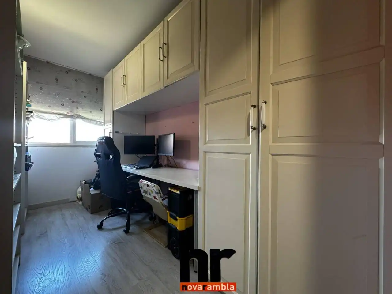 Wohnung zur Miete in Rambla Pinetons, Can Clos - Pinetons