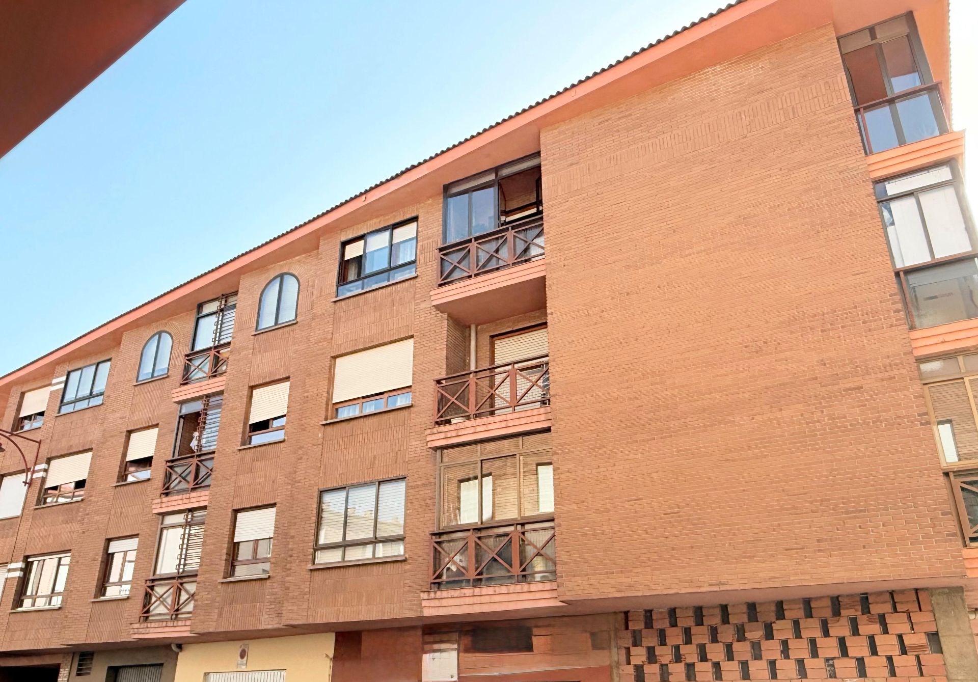 Vista exterior de Apartamento en venta en León Capital  con Calefacción, Parquet y Trastero