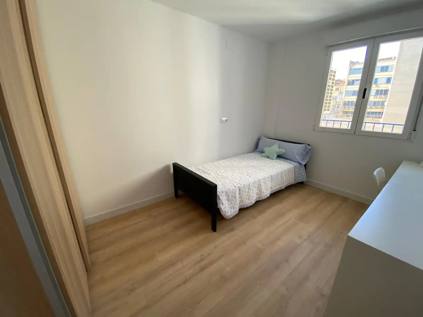 Bedroom of Flat for rent in Albacete  with Air Conditioner, Heating and Parquet flooring