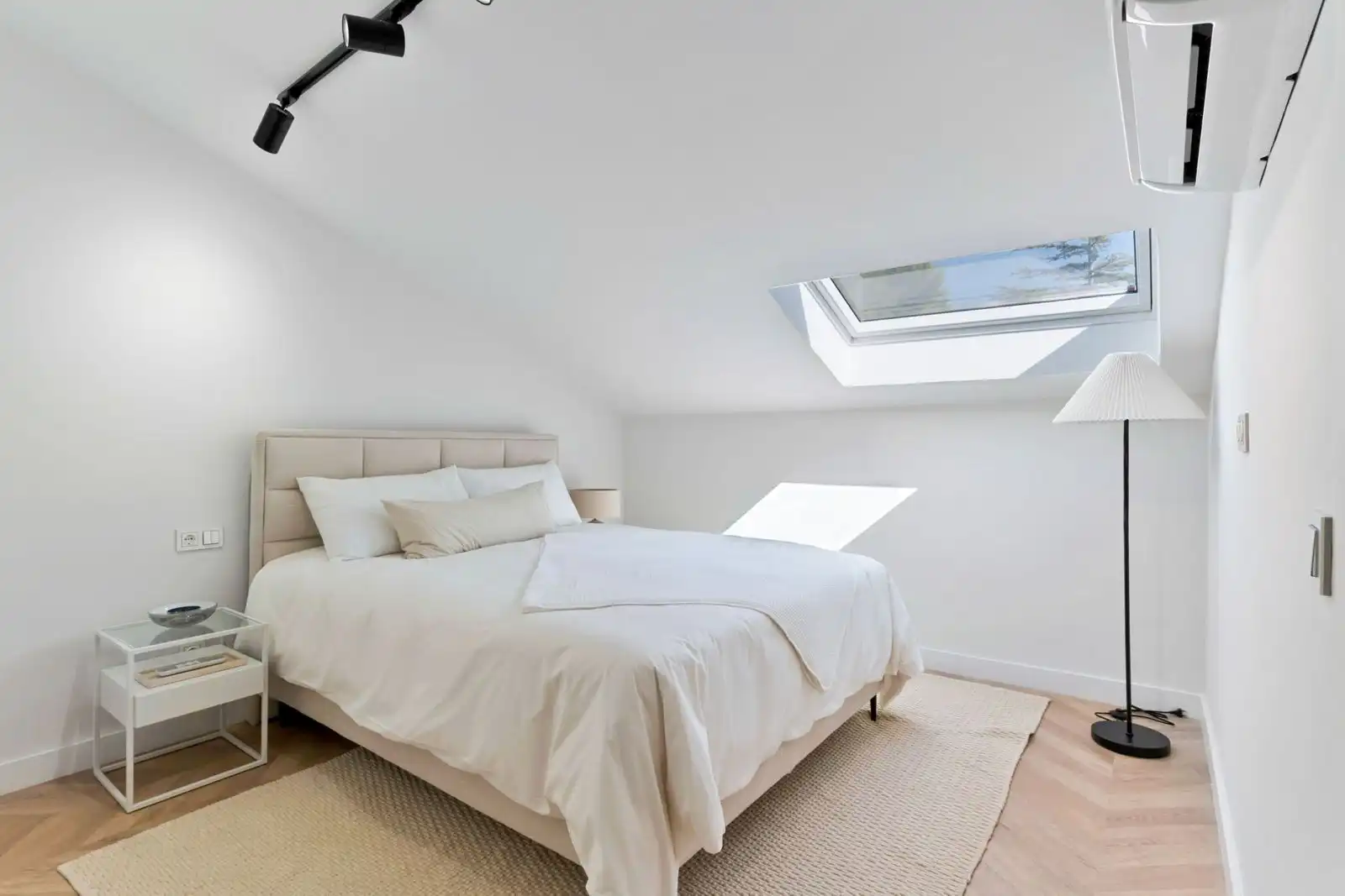 Habitación de Casa adosada en venta en Marbella con Aire acondicionado, Amueblado y Horno