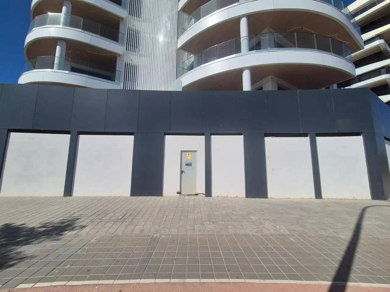 Local comercial de lloguer a Maestro José Garberí Serrano, imagen 2
