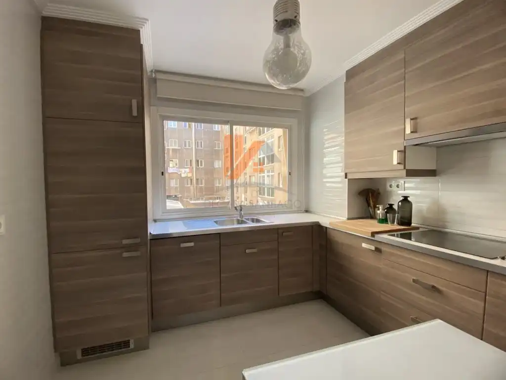 Flat for rent in Rua Feans, Campus Sur - Santa Marta