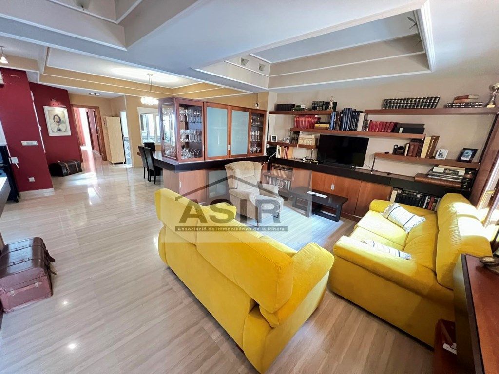 Living room of Flat for sale in Alzira  with Air Conditioner and Heating