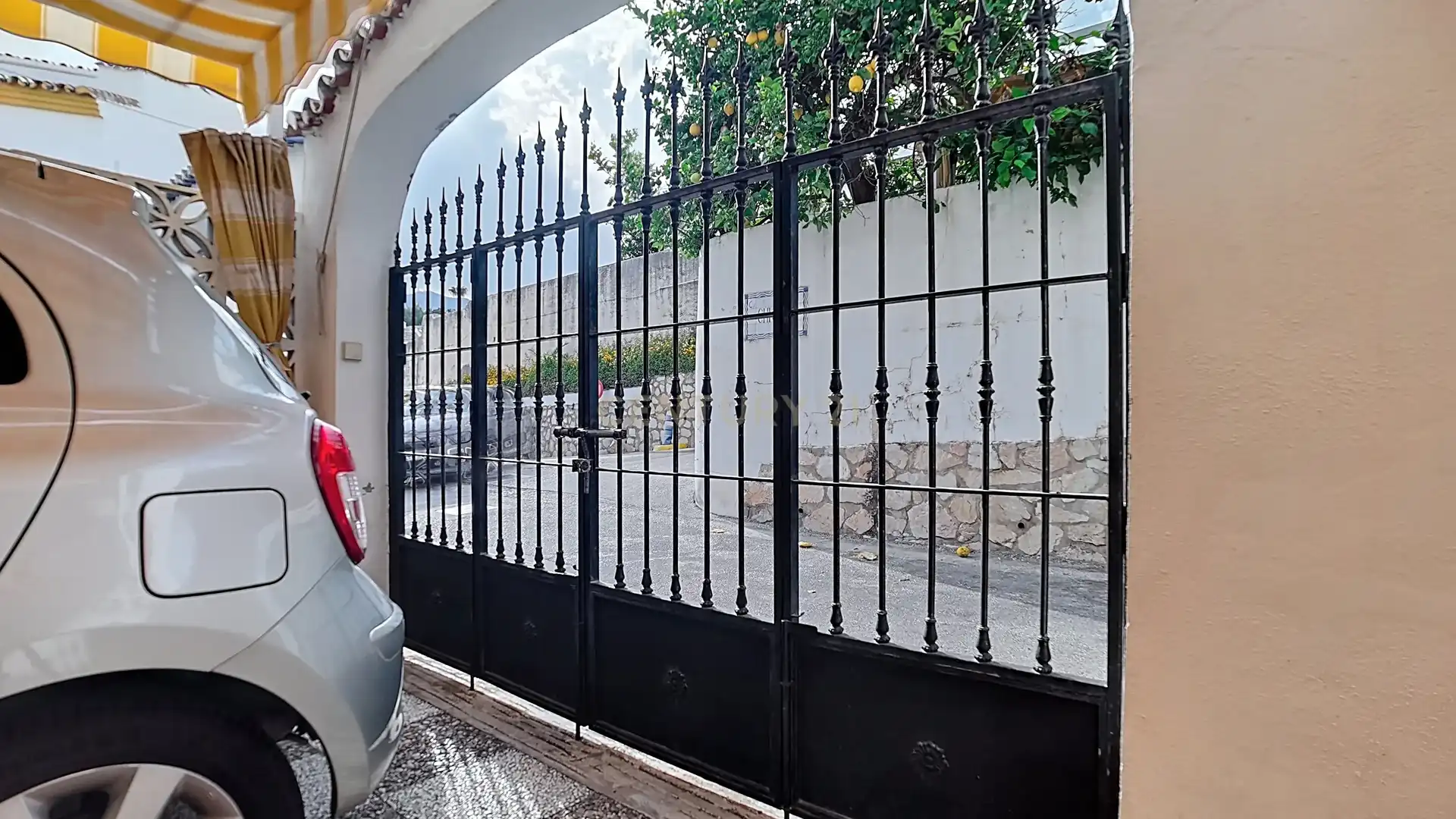 Casa adosada en venta en Av. las Palmeras, Benalmádena, Spain, -1, Parque de la Paloma
