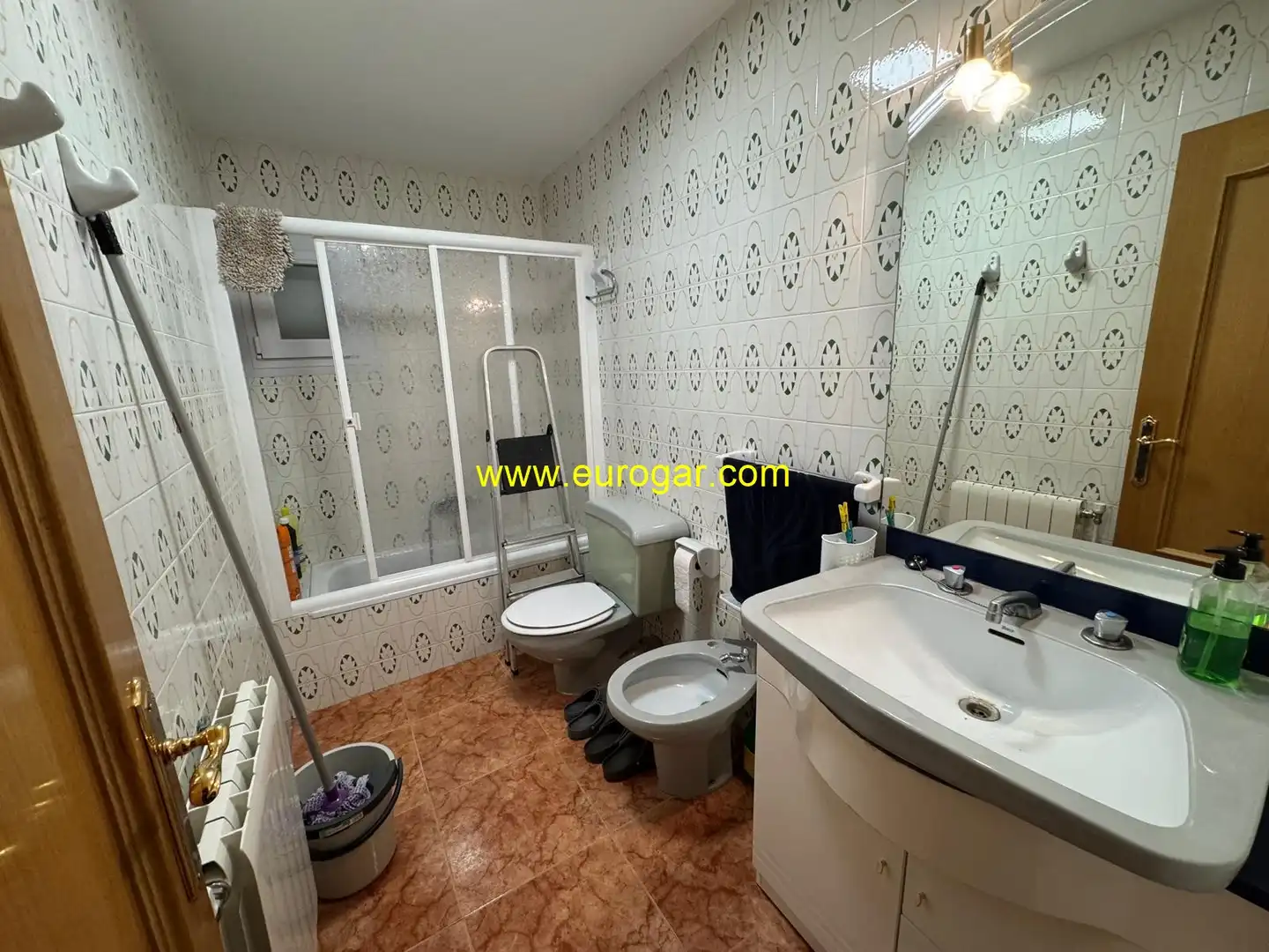 Bathroom of Houses for sale in Siete Aguas  with Storage room and Swimming Pool