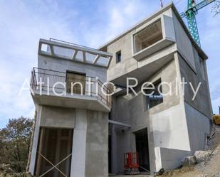 Exterior view of Single-family semi-detached for sale in Donostia - San Sebastián   with Air Conditioner, Heating and Terrace