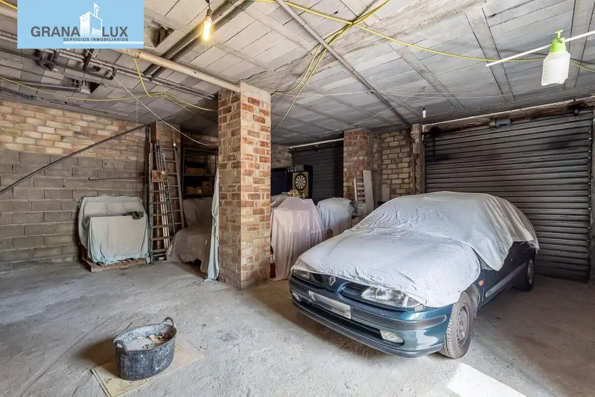 Chalet con terraza en venta en Calle de la Reina Mora, imagen 12