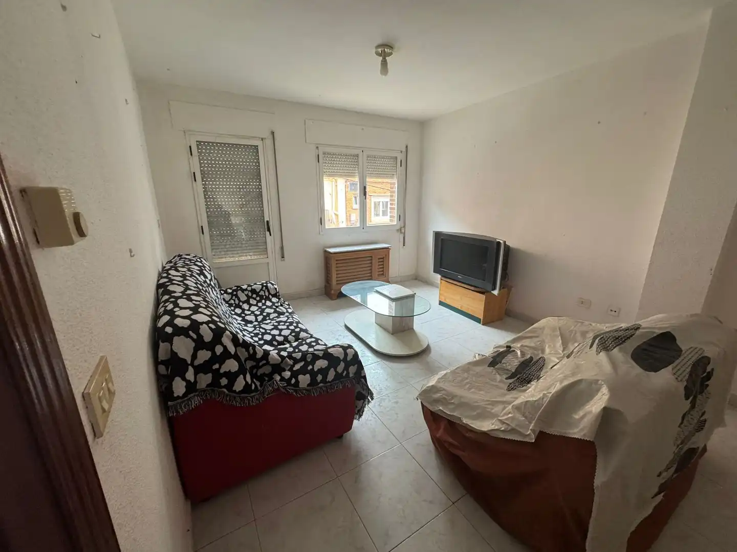 Living room of Duplexes for rent in Brea de Aragón  with Furnished