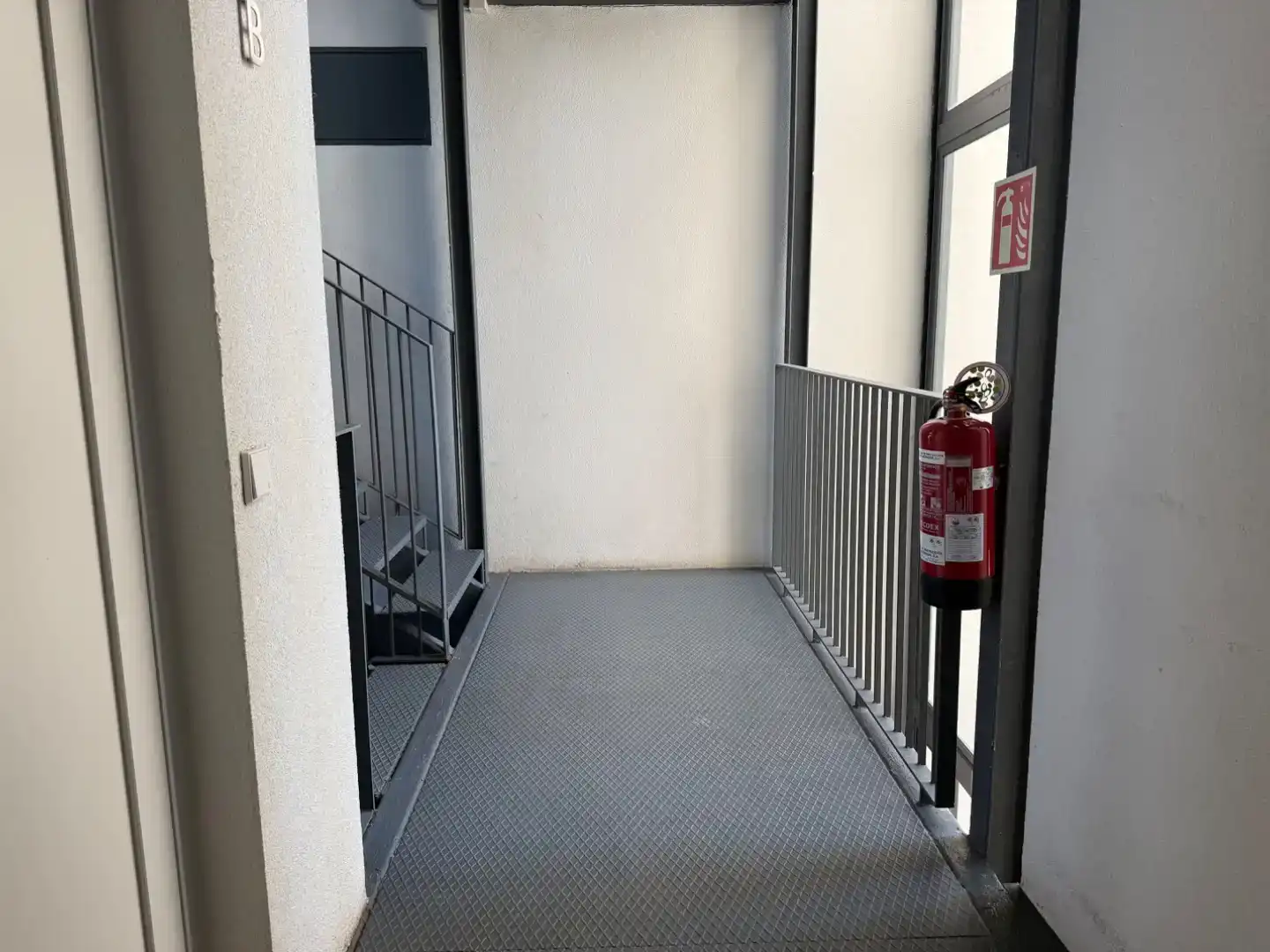 Terrasse von Wohnung zur Miete in  Madrid Capital mit Klimaanlage und Schwimmbad