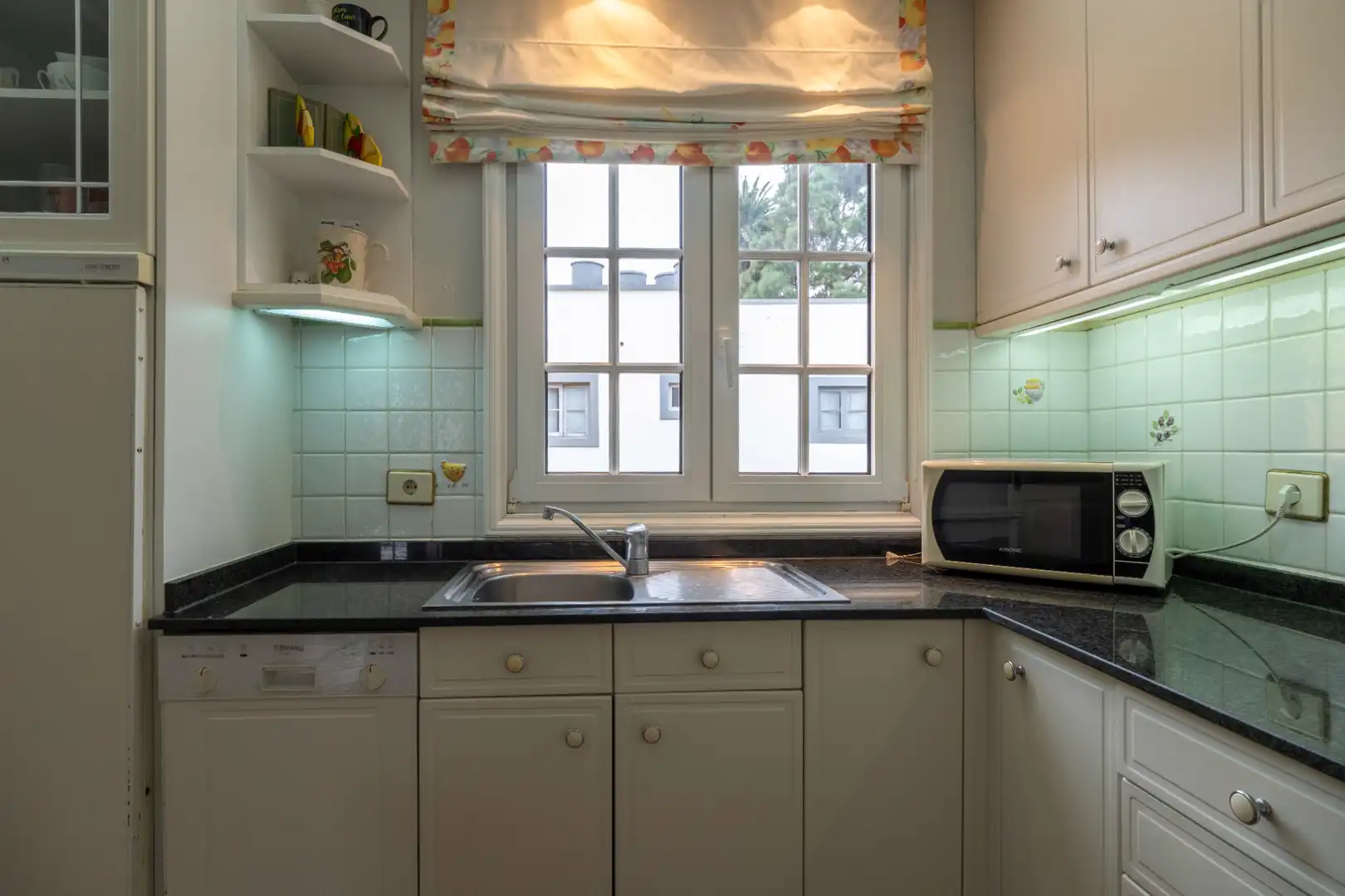 Kitchen of Houses for sale in Santa Brígida  with Air Conditioner, Private garden and Terrace