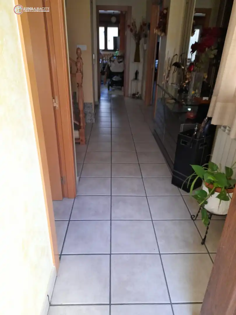 Houses for sale in Ensanche - Franciscanos