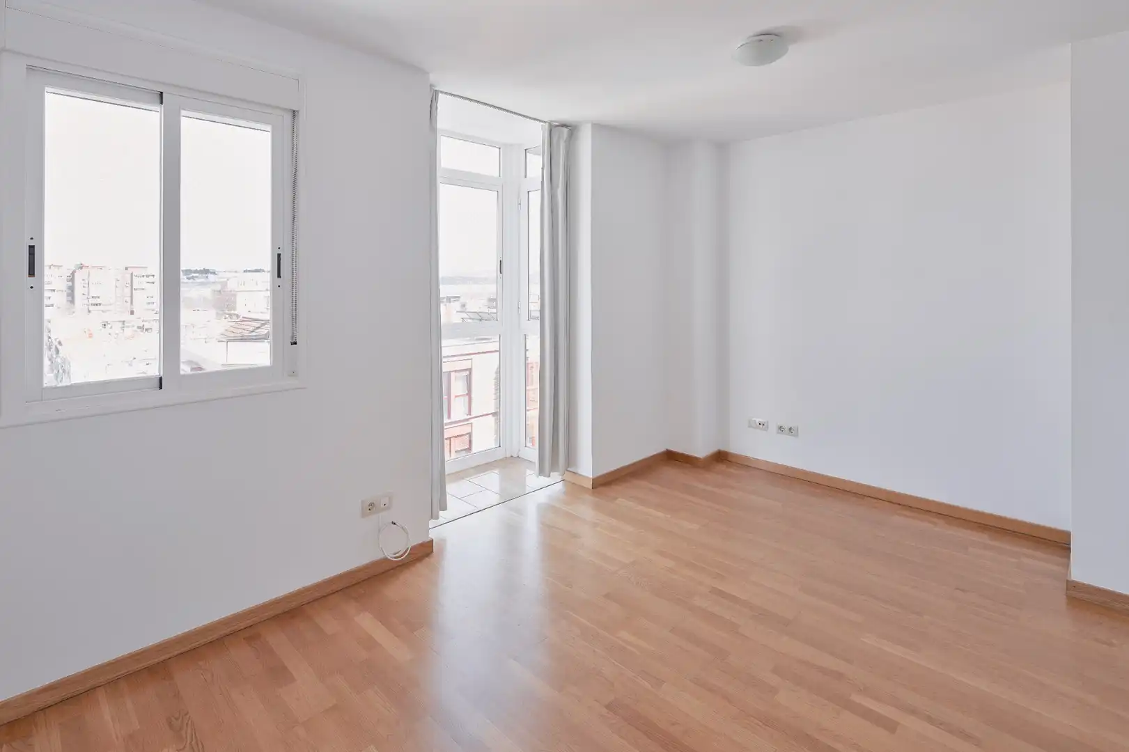 Wohnung mit Pool zum Verkauf in Calle de Vicente Carballal, imagen 3