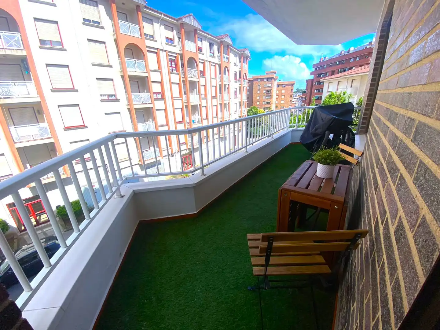 Terrace of Flat for sale in Castro-Urdiales  with Heating, Private garden and Parquet flooring