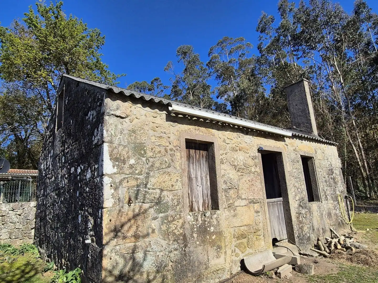 Vista exterior de Casa o xalet en venda en Ames amb Jardí privat