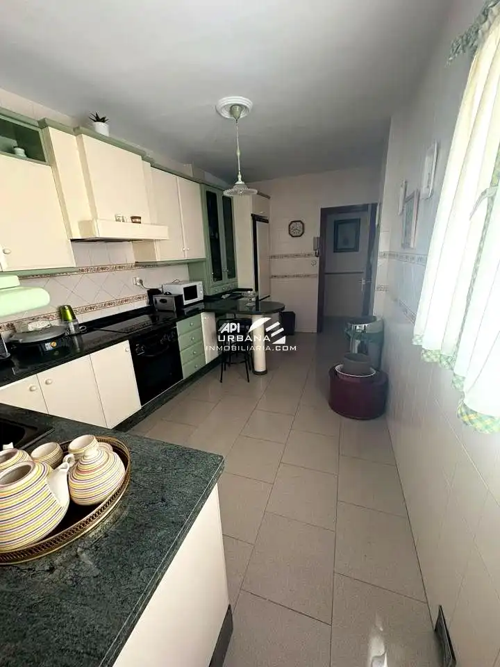 Flat with terrace for sale in Centro, imagen 3