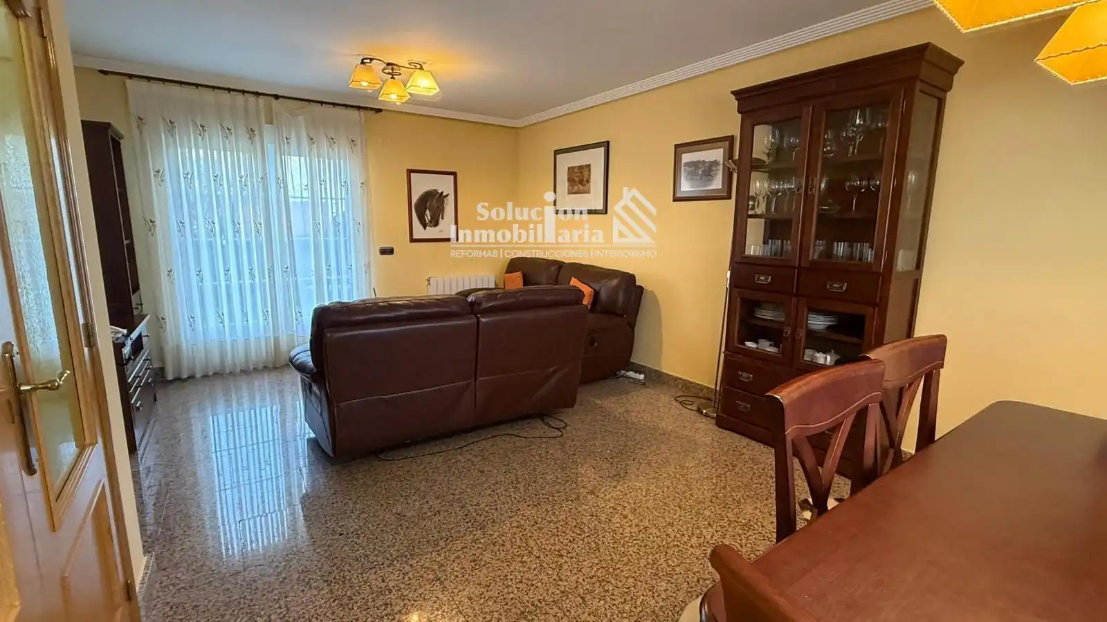 Sala de estar de Casa adosada en venta en Carrascal de Barregas con Calefacción, Terraza y Amueblado