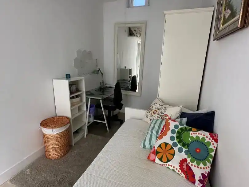 Habitación de Piso para compartir en Madrid con Amueblado