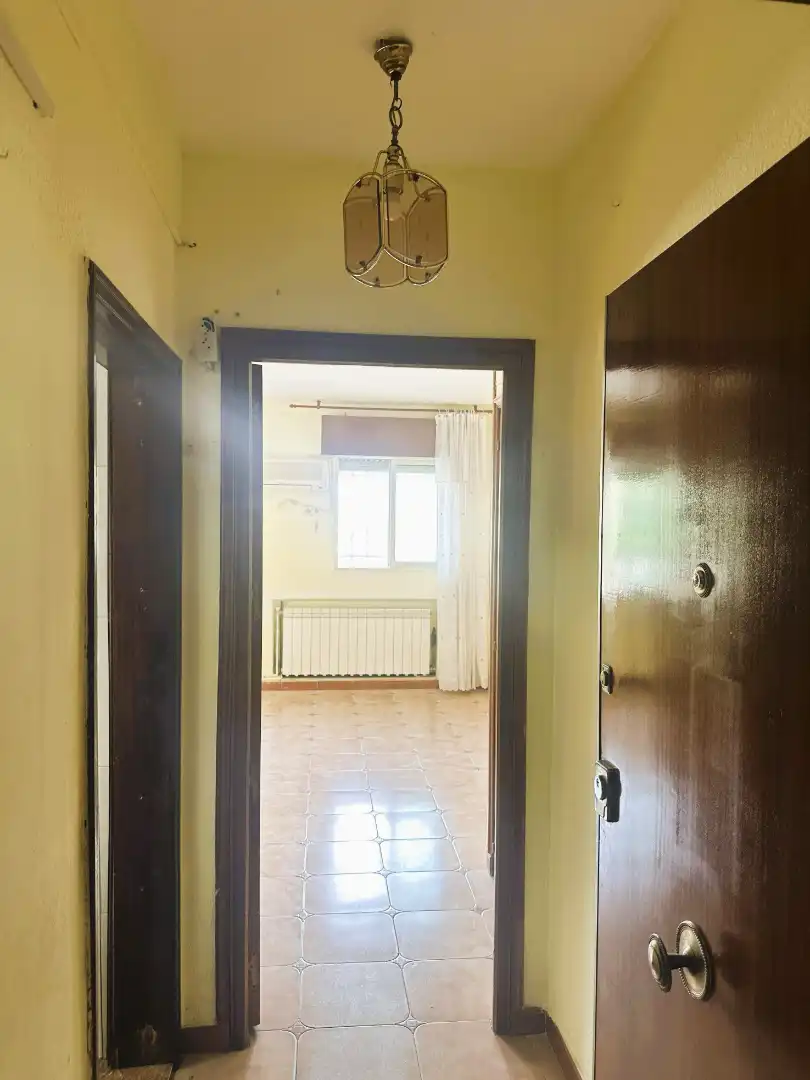 Flat for sale in Madrid  with Air Conditioner, Heating and Oven