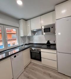 Foto 2 von Wohnung zur Miete in Calle Marqués de Santa María del Villar, 9, San Mamés - La Palomera, León Capital