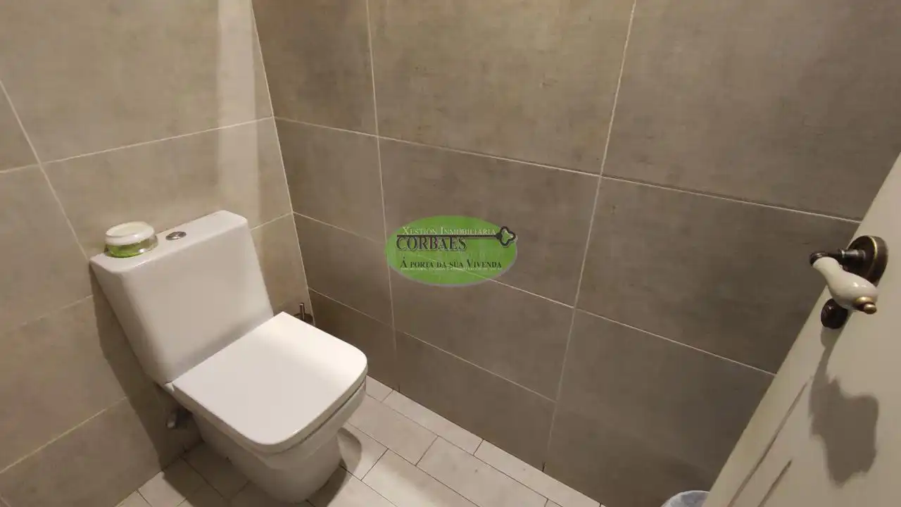 Bathroom of Commercial properties for rent in O Carballiño    with Furnished