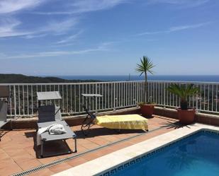 Terrassa de Casa o xalet en venda en Cunit amb Aire condicionat i Piscina