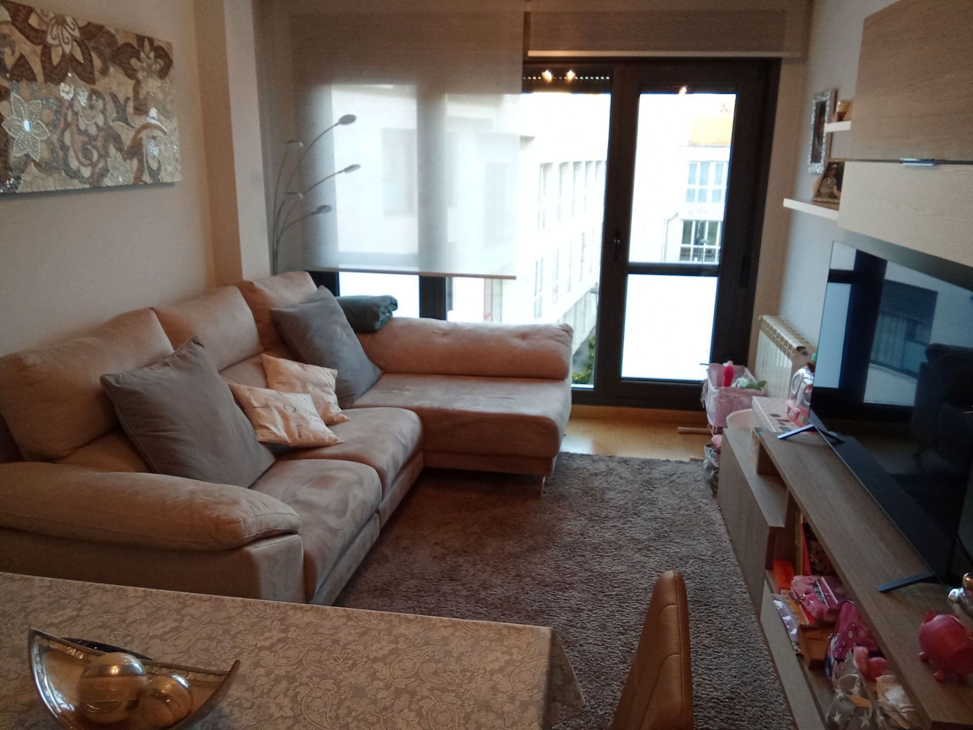 Sala d'estar de Dúplex en venda en Torrelavega  amb Calefacció, Parquet i Traster