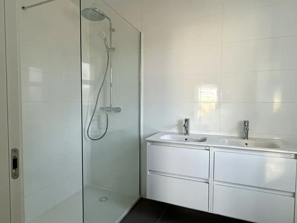 Home with pool for sale in El Faro de Calaburra - Chaparral, imagen 9