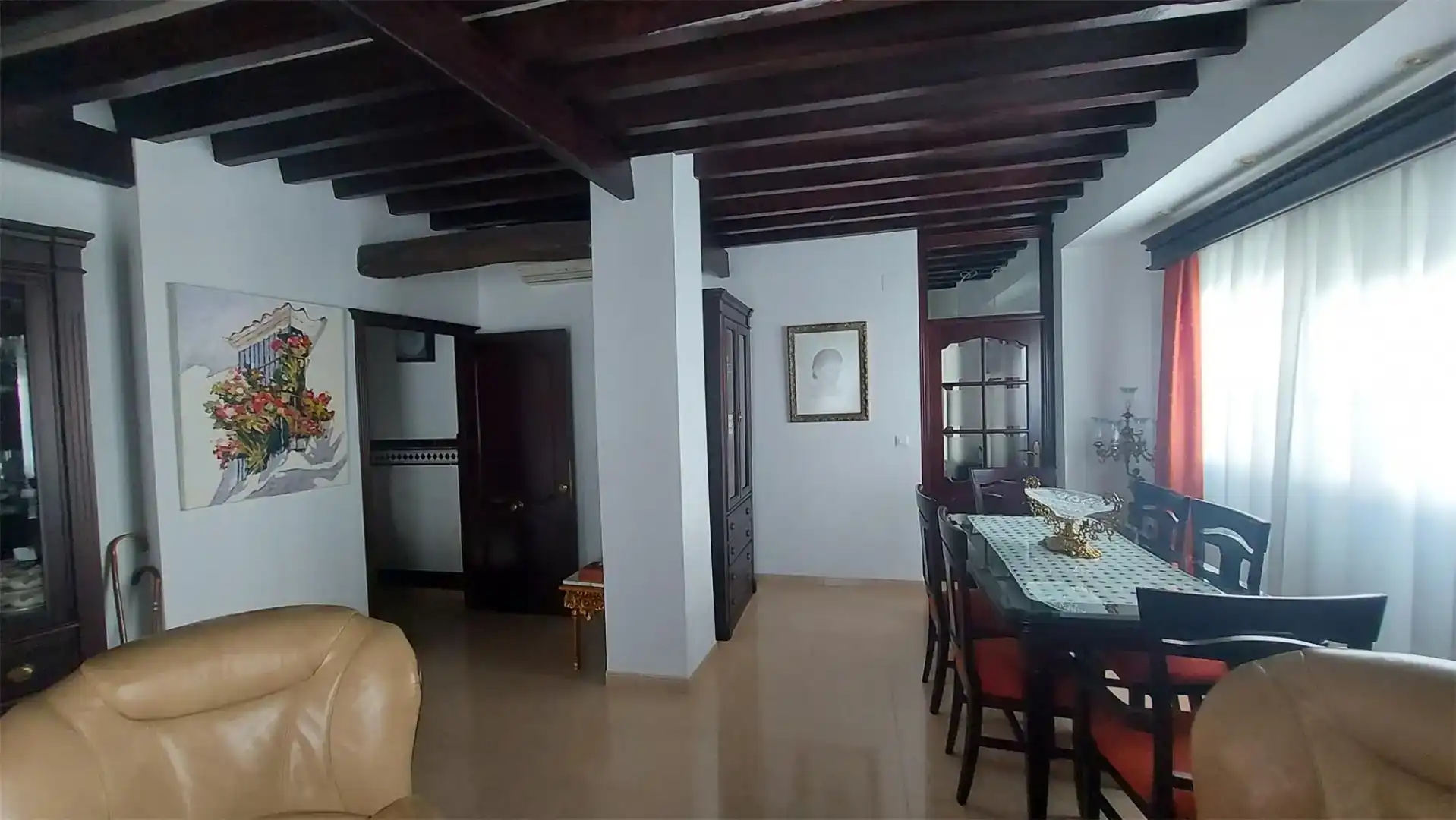 Menjador de Casa adosada en venda en Ubrique amb Aire condicionat i Balcó