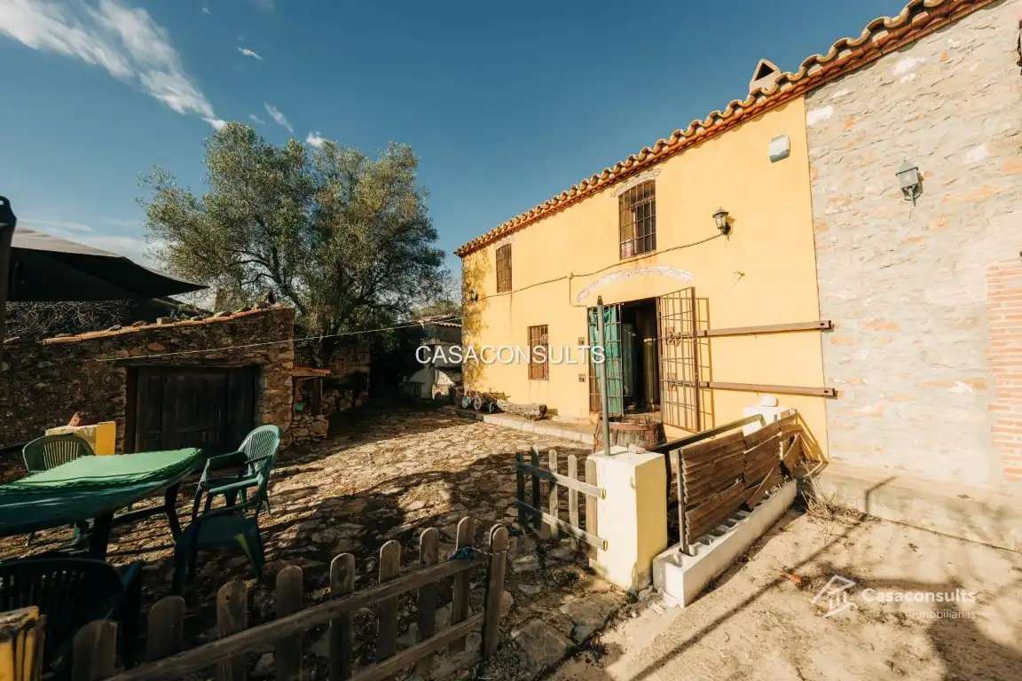 Casa rustica con terrazza in vendita a Vilafamés, imagen 2