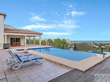 Villa avec piscine à vendre à Centro ciudad