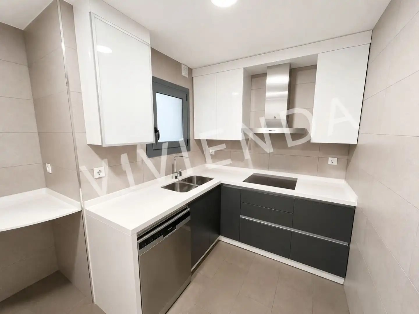 Piso con ascensor en venta en Avinguda del Parc 5, imagen 15