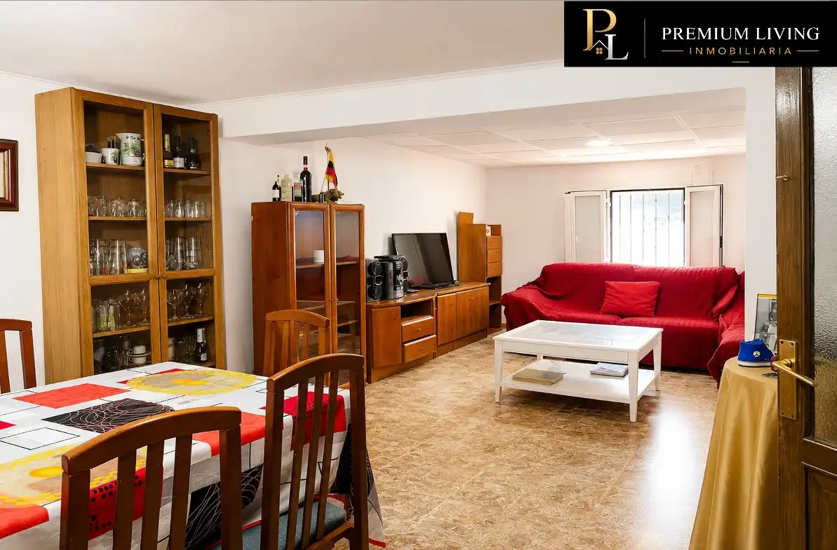 Sala d'estar de Casa o xalet en venda en Nuez de Ebro amb Aire condicionat, Calefacció i Jardí privat