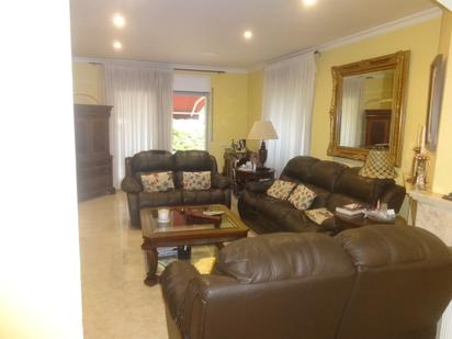 Living room of House or chalet for sale in Premià de Dalt  with Air Conditioner, Swimming Pool and Balcony