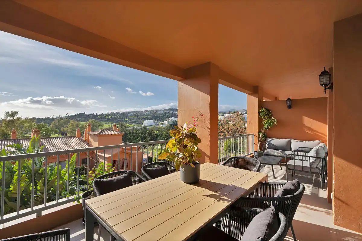 Piso con piscina en venta en Estepona - Estepona,Atalaya,Calle Nueva Atalaya, imagen 2