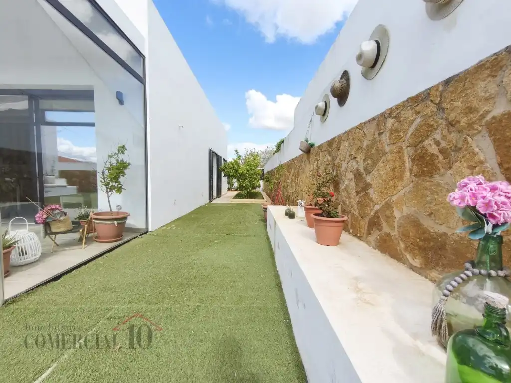 Chalet con piscina en venta en Olivenza, imagen 14