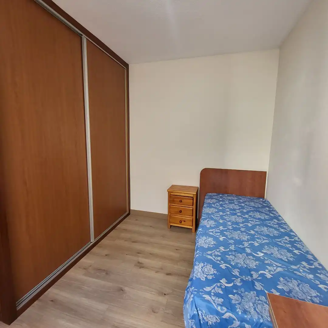 Habitación de Piso de alquiler en Ávila con Calefacción, Terraza y Trastero