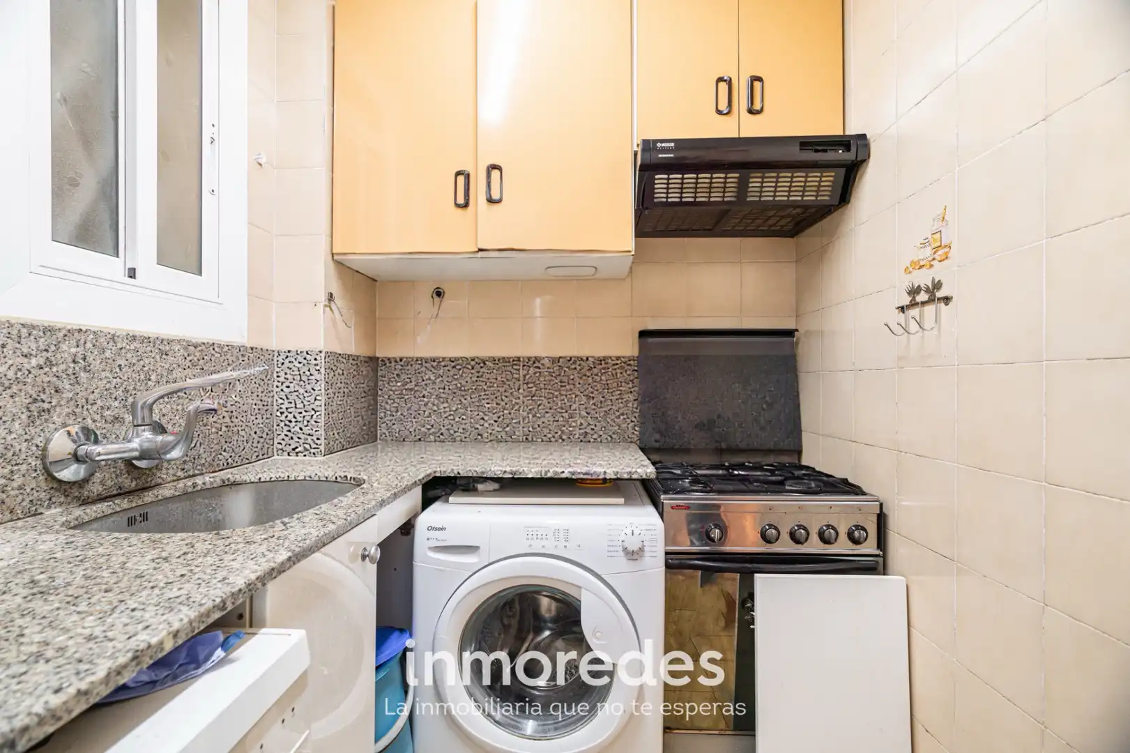 Cocina de Piso en venta en Barcelona con Aire acondicionado, Calefacción y Horno