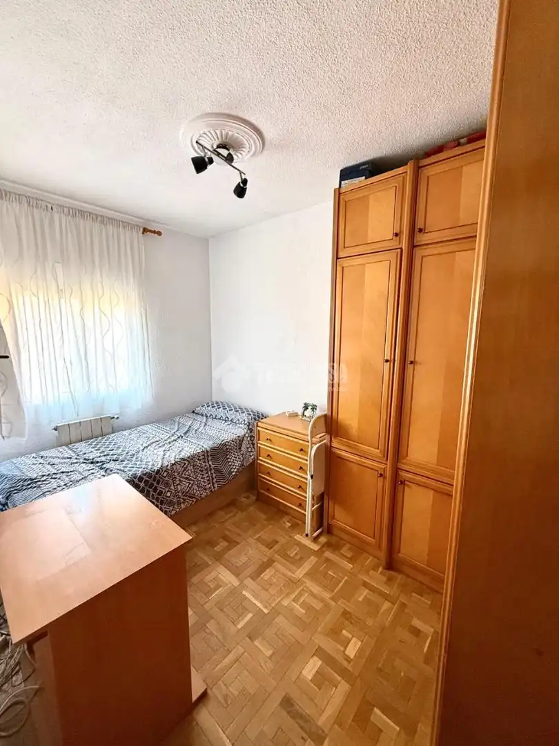 Schlafzimmer von Wohnung zum Verkauf in Madrid mit Klimaanlage, Heizung und Terrasse