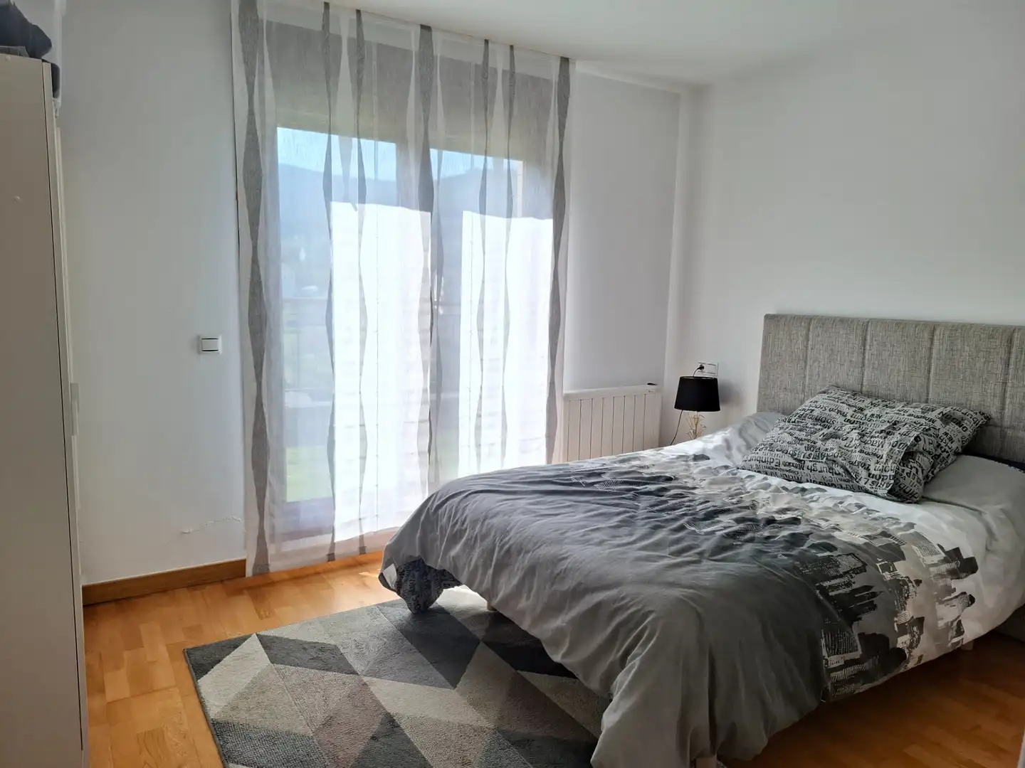 Habitación de Ático en venta en Viveiro con Terraza, Trastero y Amueblado
