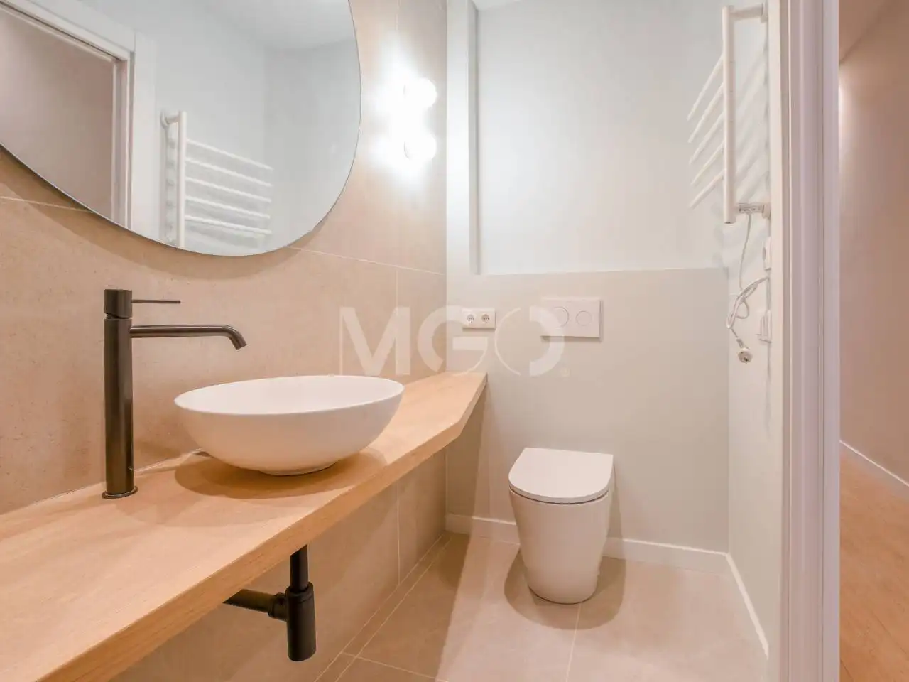 Baño de Piso en venta en Vic con Calefacción, Parquet y Terraza