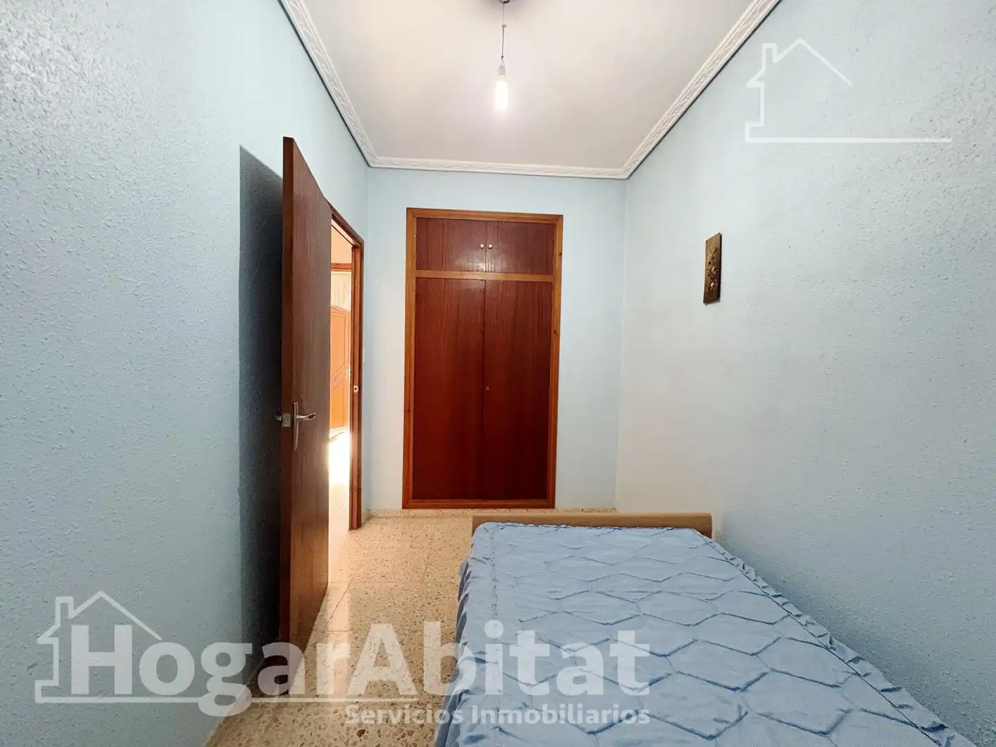 Habitación de Casa o chalet en venta en Tavernes de la Valldigna con Terraza, Trastero y Amueblado