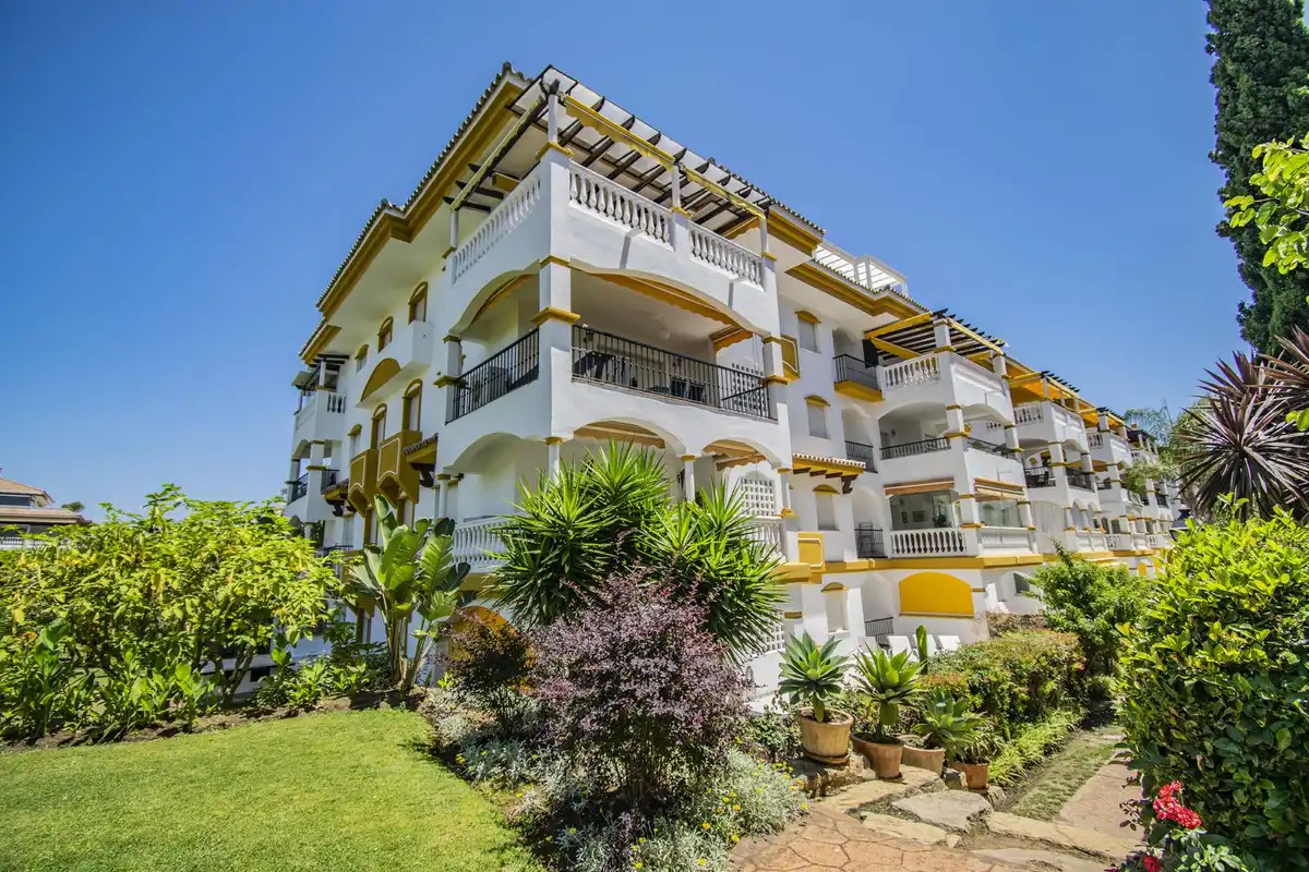 Apartment mit Pool zum Verkauf in Nueva Andalucía, imagen 8