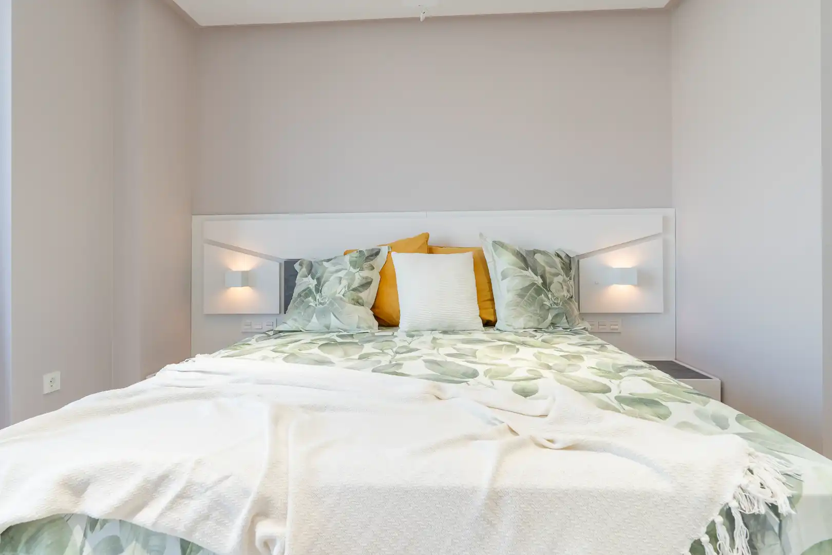Bedroom of Flat for rent in Santa Cruz de Tenerife  with Furnished, Oven and Washing machine